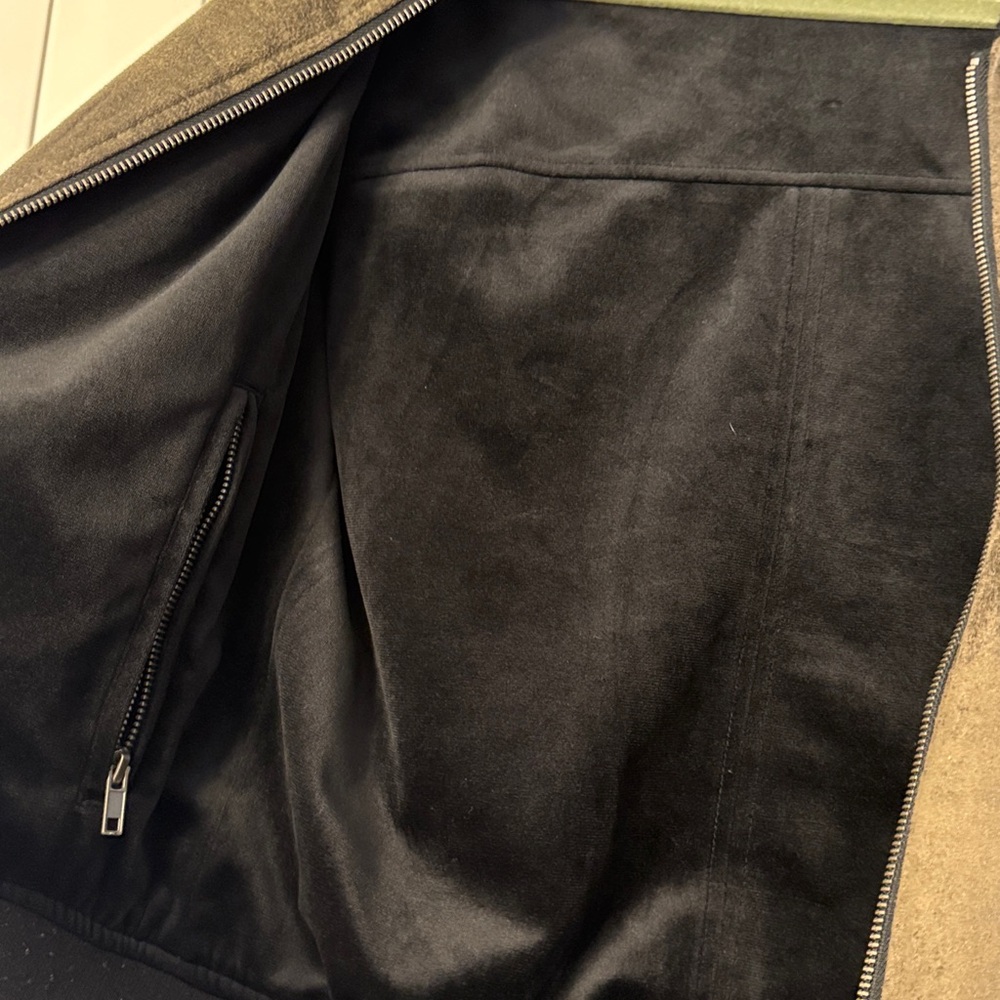 Reversible Bomber Jacket - Picture 4 of 8